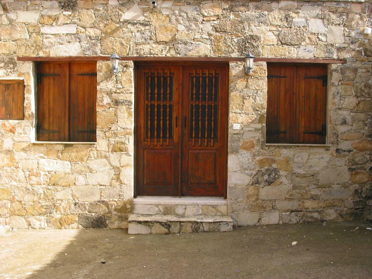 Sun Rays Hostel Kazaphani Екстериор снимка