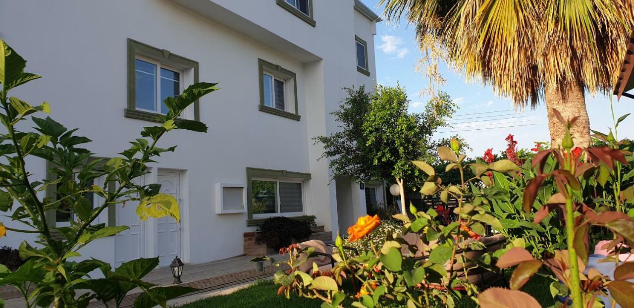 Sun Rays Hostel Kazaphani Екстериор снимка
